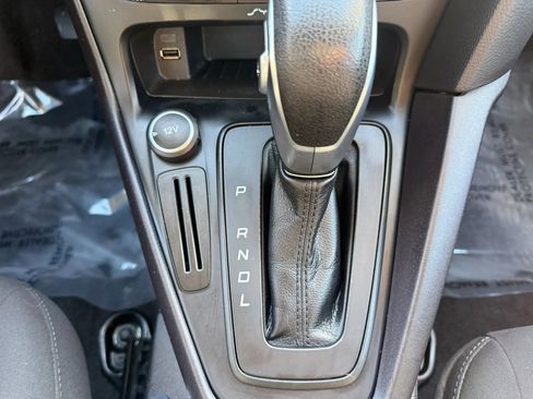 Used 2015 Ford Focus S FWD image 13