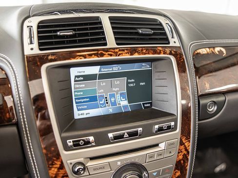 Used 2011 Jaguar XK Convertible image 27