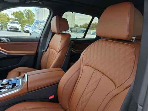 New 2026 BMW X5 xDrive40i w/ Executive Package AWD/4WD image 16