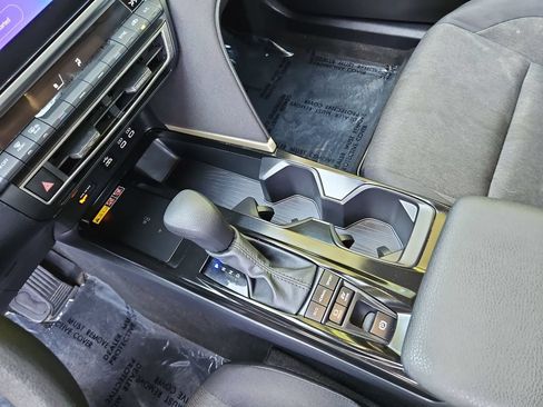 Used 2025 Toyota Camry LE FWD image 18