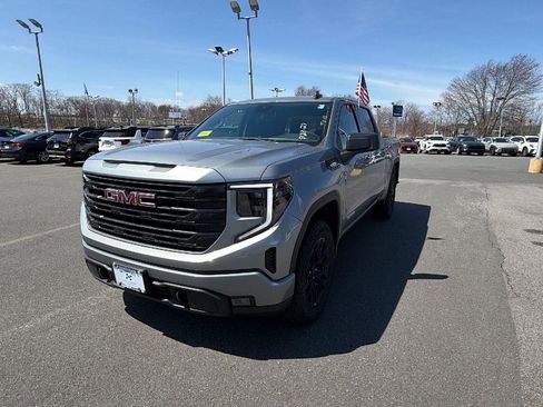New 2026 GMC Sierra 1500 Elevation image 3