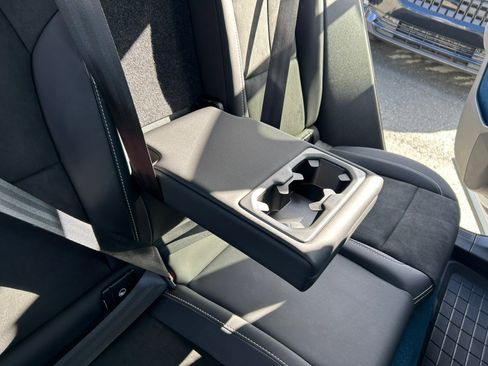 Used 2023 Volvo C40 P8 Recharge Plus image 49