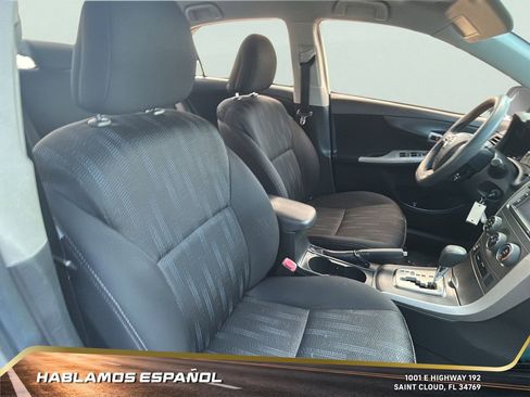 Used 2013 Toyota Corolla LE image 31