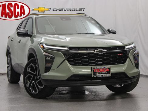 Used 2024 Chevrolet Trax RS w/ Driver Confidence Package FWD image 1