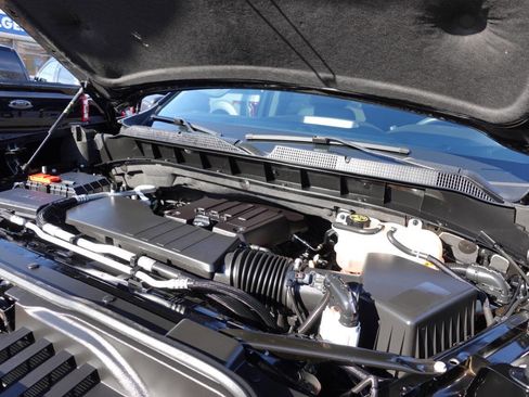 Used 2023 Chevrolet Silverado 1500 Custom image 51