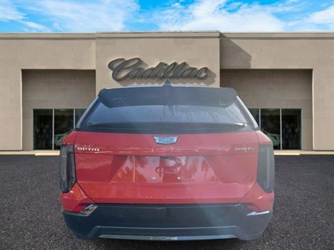 Certified 2025 Cadillac Optiq Sport 1 image 4