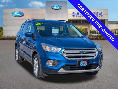Certified 2018 Ford Escape SE w/ SE Sync 3 Package image 1