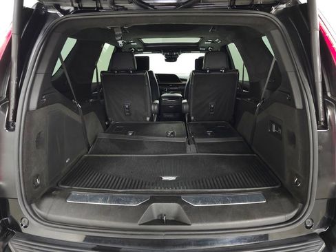 Certified 2023 Cadillac Escalade Sport Platinum w/ LPO, ONYX Package AWD/4WD image 6