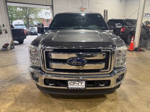 Used 2013 Ford F250 Lariat w/ Lariat Ultimate Pkg AWD/4WD image 2