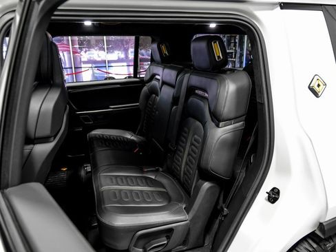 Used 2023 Rivian R1S Adventure image 36