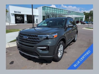 Certified 2024 Ford Explorer XLT w/ Equipment Group 202A