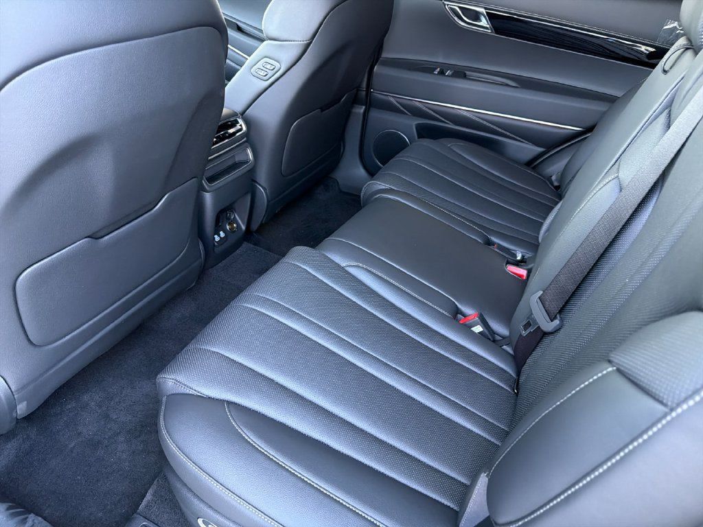 New 2026 Genesis GV80 2.5T AWD/4WD image 12