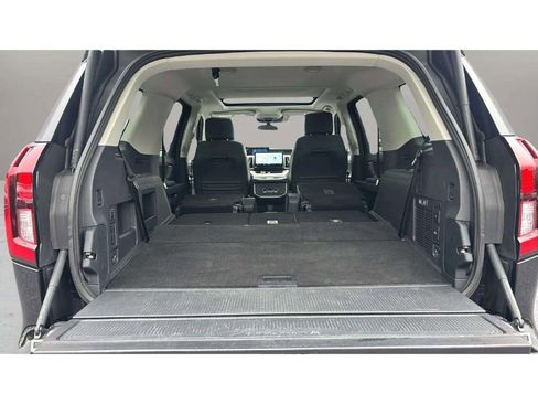 Used 2025 Ford Expedition Active AWD/4WD image 10