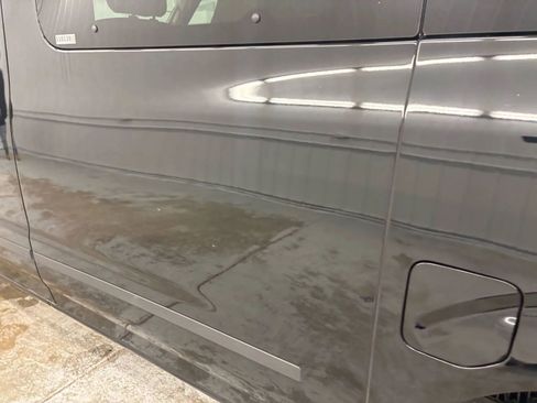 Used 2019 Nissan NV 3500 S image 19