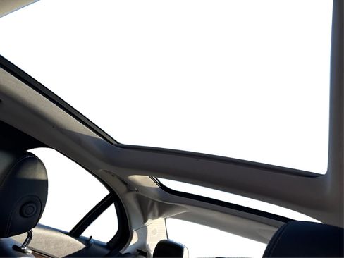 Used 2017 Mercedes-Benz C 300 4MATIC Sedan w/ Premium 1 Package image 24