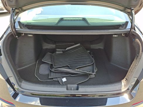 Used 2023 Honda Civic Touring image 29