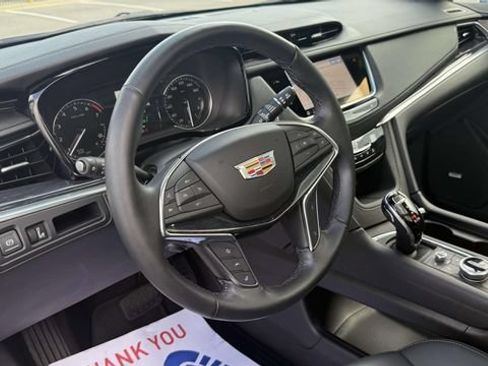 Certified 2024 Cadillac XT5 Premium Luxury FWD image 20