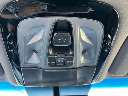 Used 2013 Hyundai Azera w/ Technology Pkg image 45