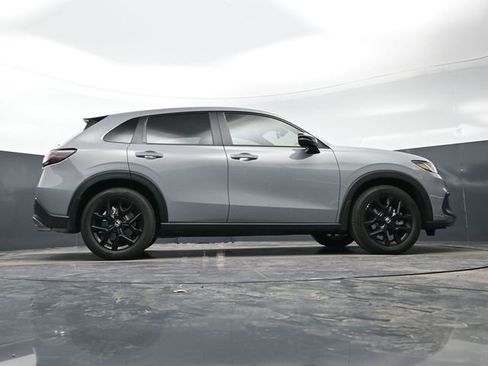 Certified 2025 Honda HR-V Sport image 40