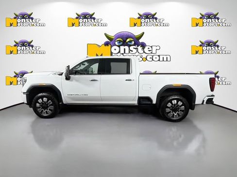 Used 2024 GMC Sierra 2500 Denali w/ Denali Reserve Package image 8