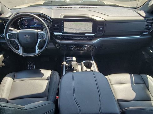 Used 2023 Chevrolet Silverado 1500 LT Trail Boss w/ LT Trail Boss Premium Package AWD/4WD image 20