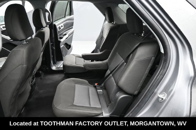 Used 2022 Ford Explorer XLT AWD/4WD image 13