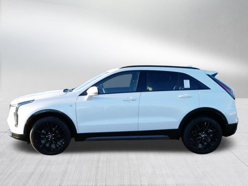 Used 2024 Cadillac XT4 Sport image 4