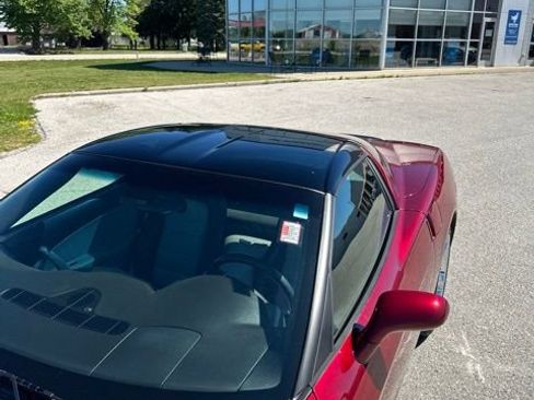 Used 2007 Chevrolet Corvette Coupe w/ Preferred Equipment Group RWD image 15