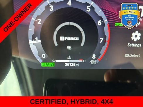 Certified 2025 Toyota Tacoma TRD Off-Road AWD/4WD image 26