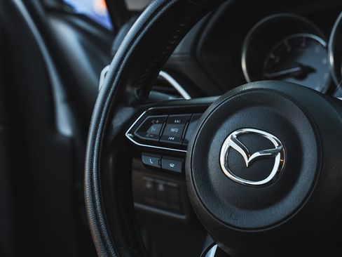 Used 2020 MAZDA CX-5 Touring image 24