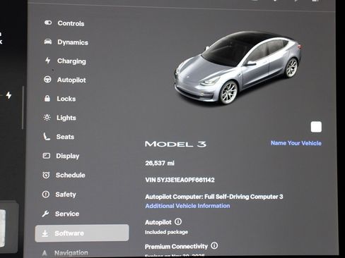 Used 2023 Tesla Model 3 Standard Range image 25