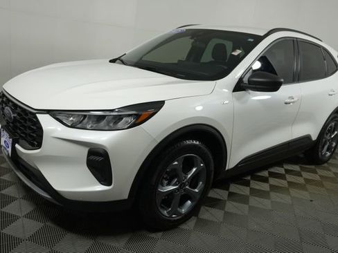 Certified 2025 Ford Escape ST-Line w/ Tech Pack #1 image 15