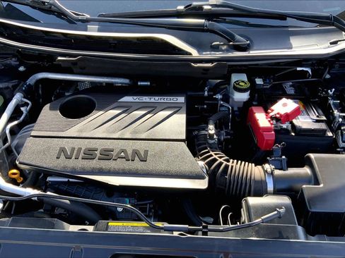 Used 2022 Nissan Rogue SV w/ SV Premium Package FWD image 29