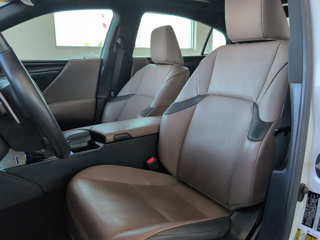Used 2022 Lexus ES 350 w/ Premium Package FWD image 10