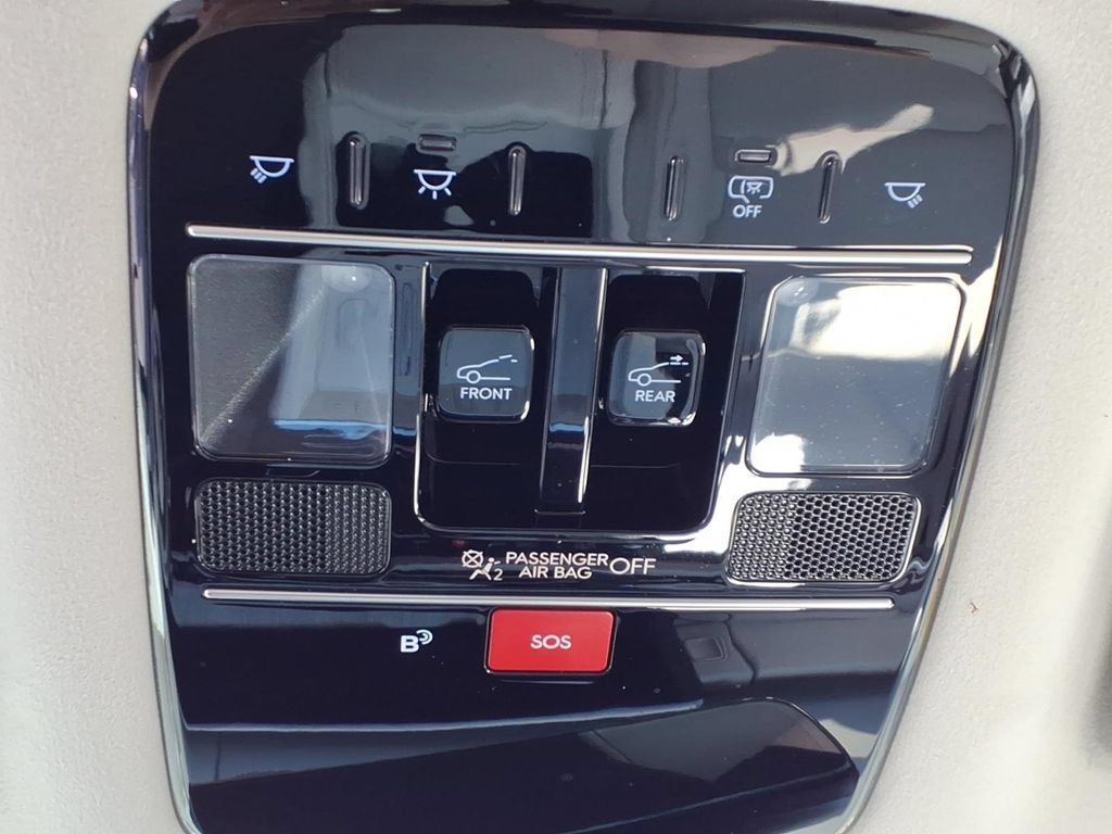 Used 2025 Hyundai Santa Fe Calligraphy AWD/4WD image 31