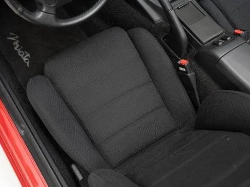 Used 1990 MAZDA MX-5 Miata RWD image 12