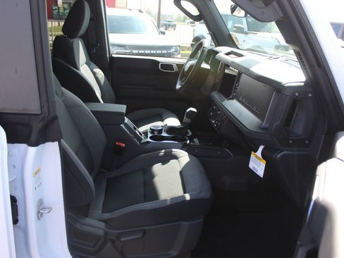 New 2026 Ford Bronco Big Bend AWD/4WD image 13