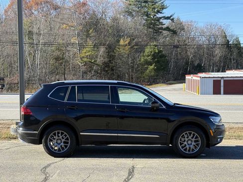 Used 2019 Volkswagen Tiguan SEL Premium image 3