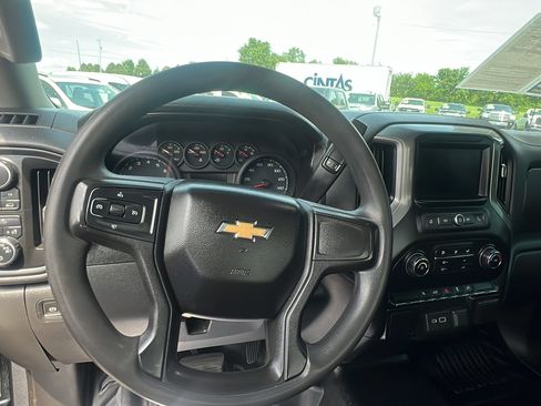 Used 2021 Chevrolet Silverado 1500 W/T w/ WT Convenience Package AWD/4WD image 14