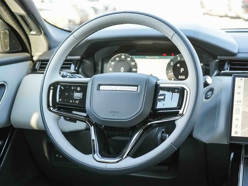 New 2026 Land Rover Range Rover Velar Dynamic SE image 15