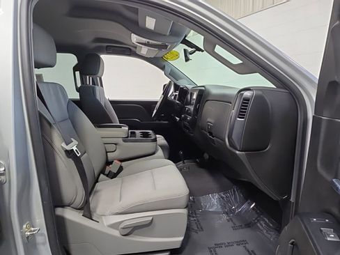 Used 2019 Chevrolet Silverado 2500 W/T w/ Snow Plow Prep Package AWD/4WD image 10