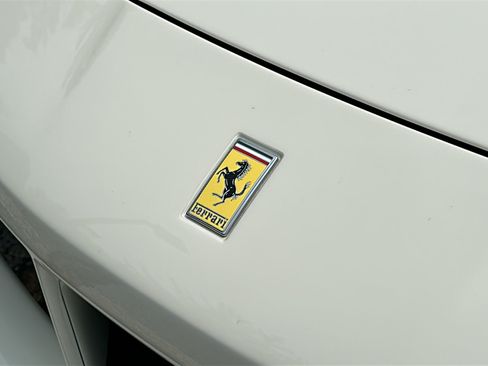 Used 2017 Ferrari 488 GTB RWD image 4
