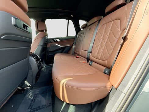 New 2026 BMW X5 sDrive40i w/ Executive Package RWD image 21