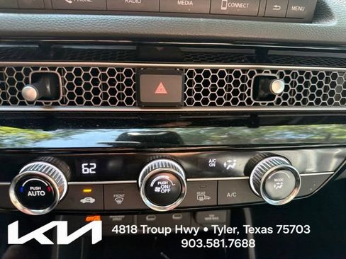 Used 2025 Honda Civic Sport image 19