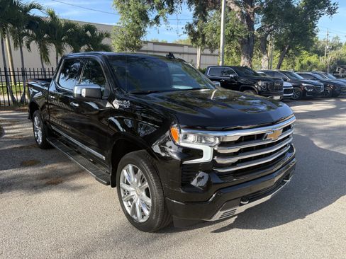 Used 2024 Chevrolet Silverado 1500 High Country w/ High Country Premium Package image 1
