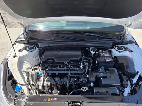 Used 2025 Kia K4 FWD image 31