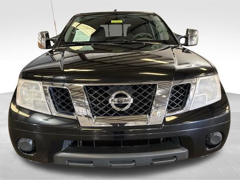 Used 2016 Nissan Frontier SV image 8