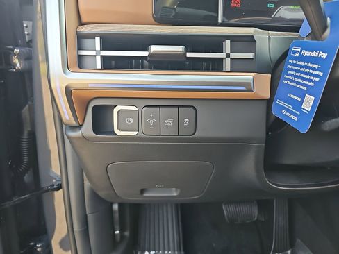 New 2026 Hyundai Santa Fe Calligraphy FWD image 27