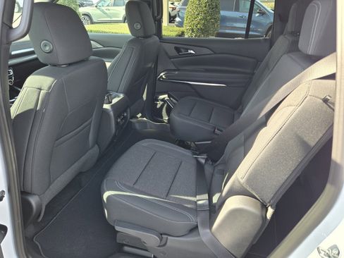 New 2026 Chevrolet Traverse LT w/ Enhanced Driving Package image 6