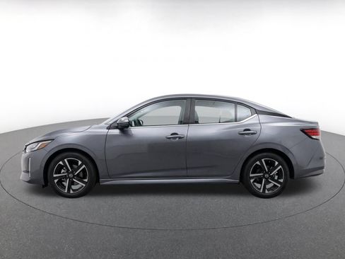 Used 2025 Nissan Sentra SV FWD image 4